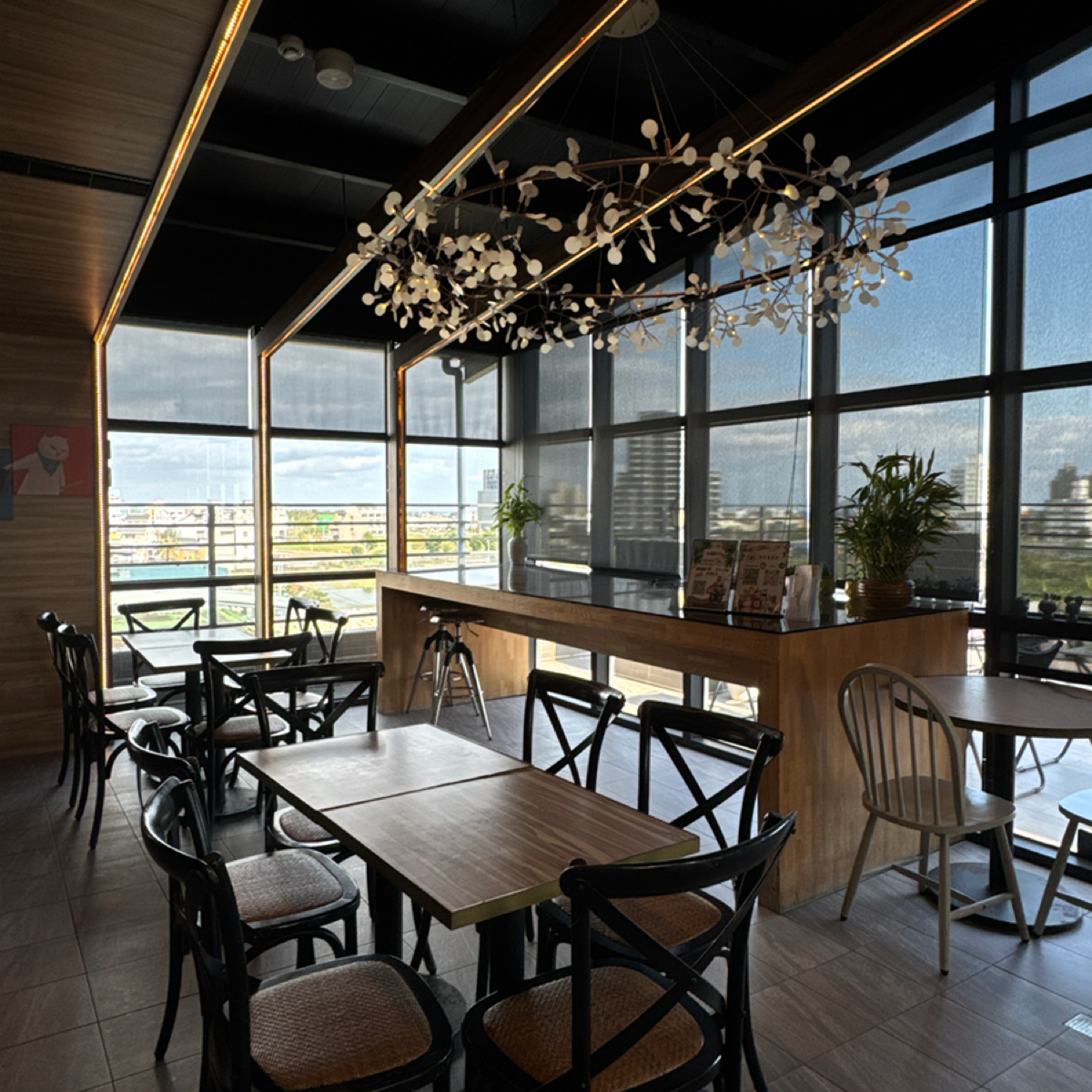 晴朗餐廳X Chill Lounge 頭城店 の雰囲気の写真：餐廳一隅 by凱莉 
