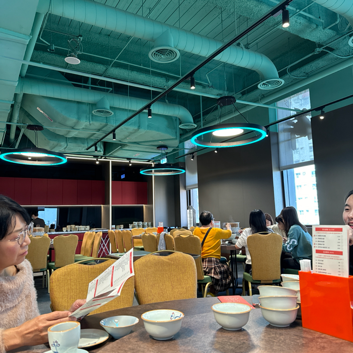 鴨寮街-烤鴨點心坊 義享二號店 の雰囲気の写真：環境 by白熊先生 
