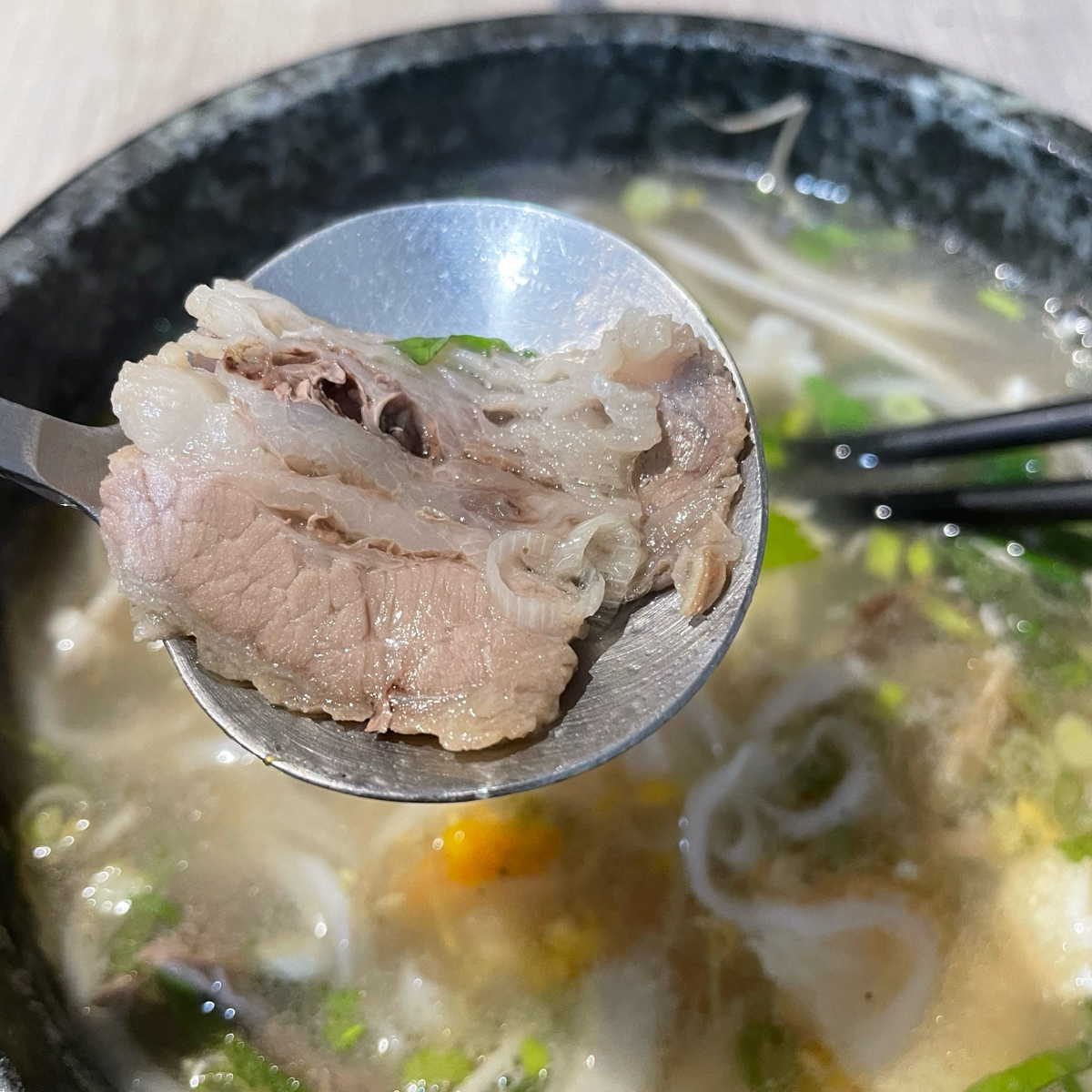 特越 PHỞ 的餐點圖片：這個牛肉片超好吃～～ 由乃子過日子 拍攝
