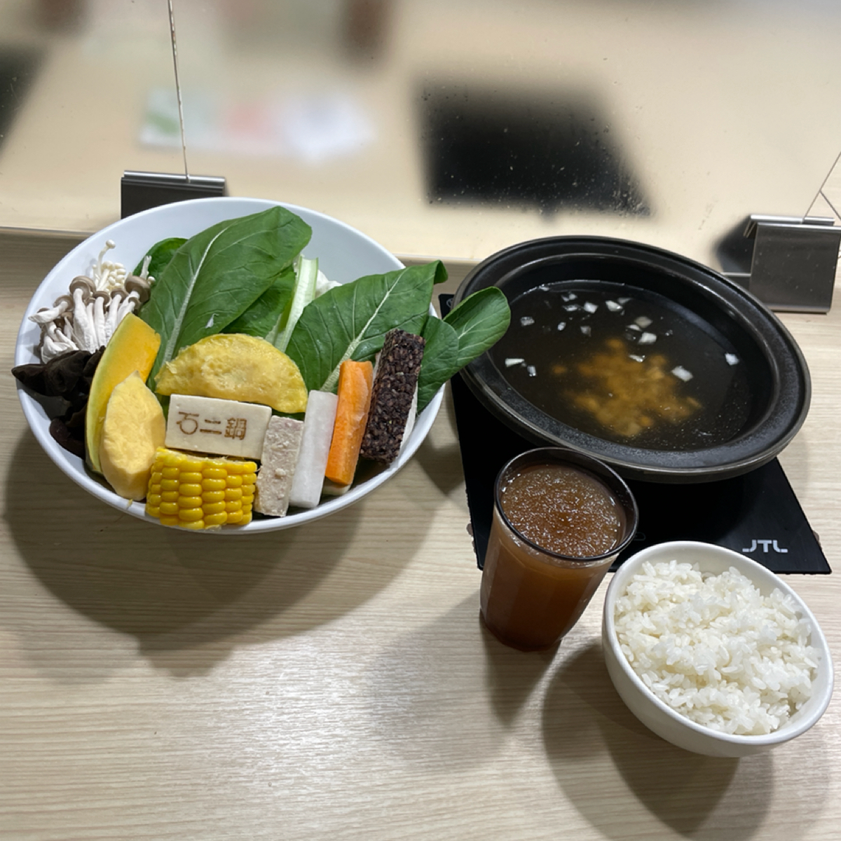 石二鍋 宜蘭家樂福 のレストランの写真： byQueena 