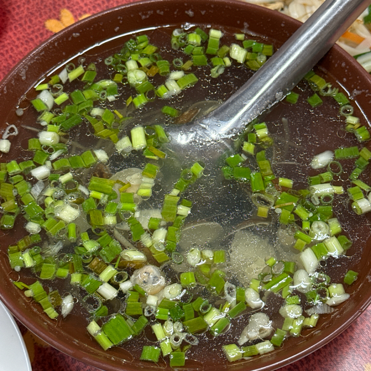 紅美小吃部 的餐點圖片：蛤蜊湯 NT$100 由Freddy Liu 拍攝