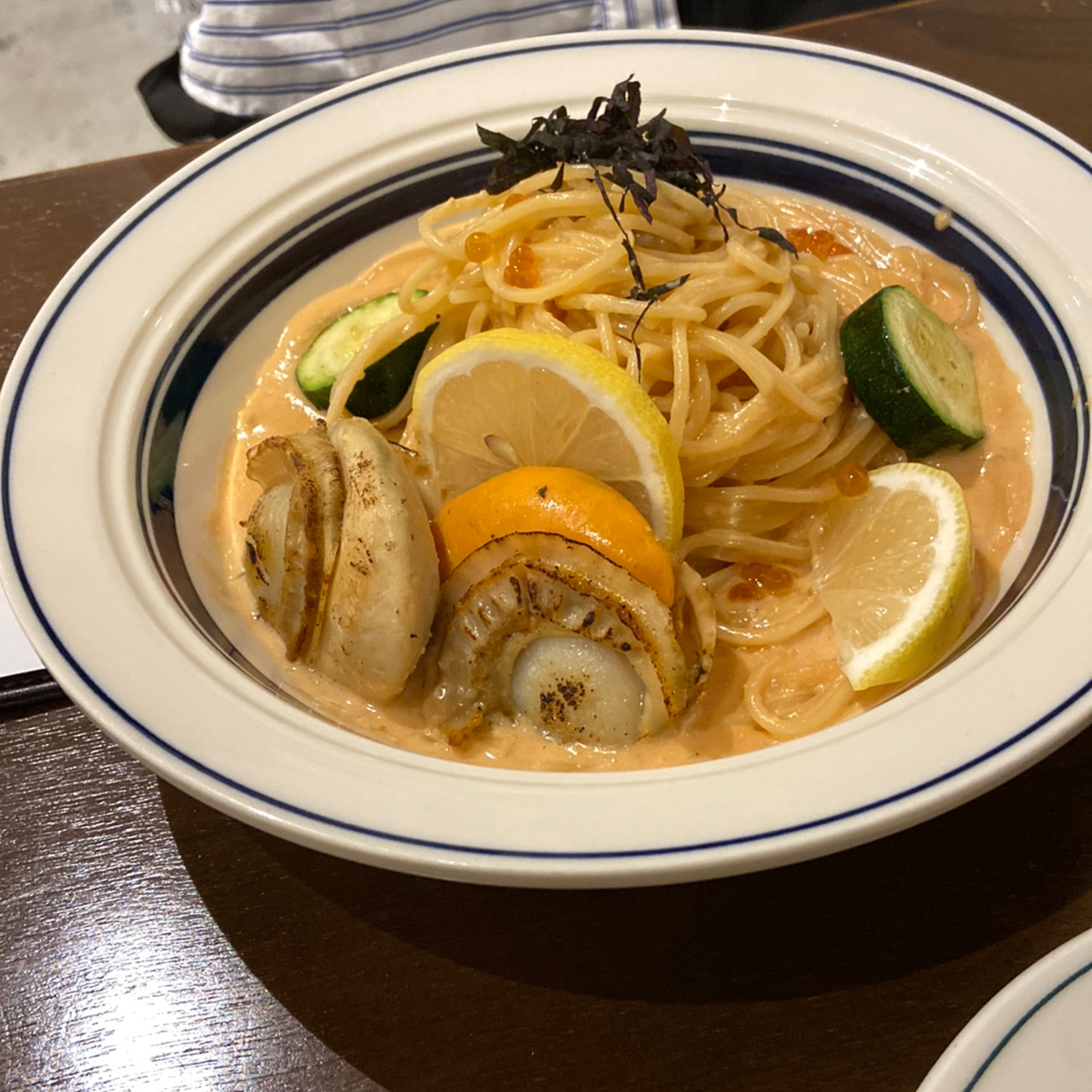 Menu image of 青春漢堡 台北世貿店: 白酒燒帆立貝明太子奶油麵 shot by hxapp