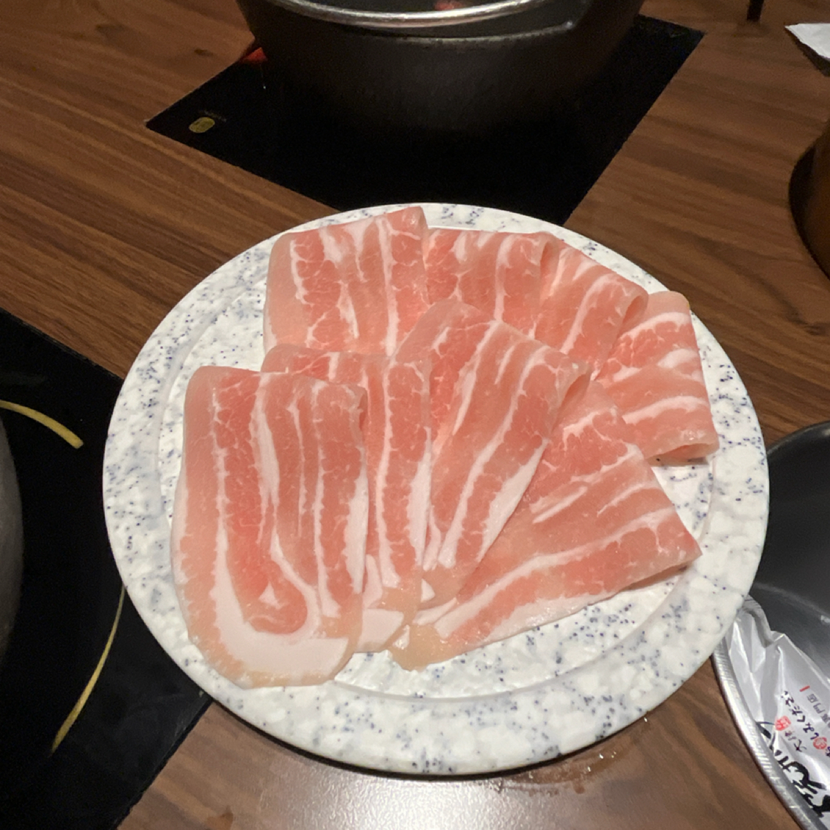 燒瓶子。大肆の鍋 南屯店 のレストランの写真： byYo 