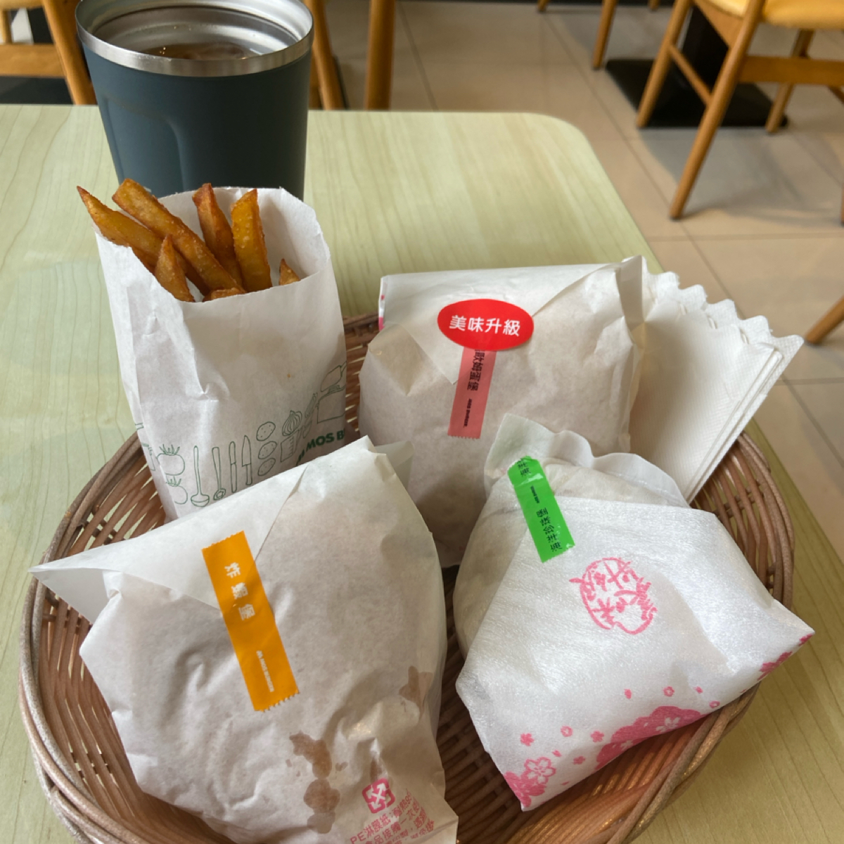 Meal image of 摩斯漢堡 松竹興安店:  shot by Snow yummy