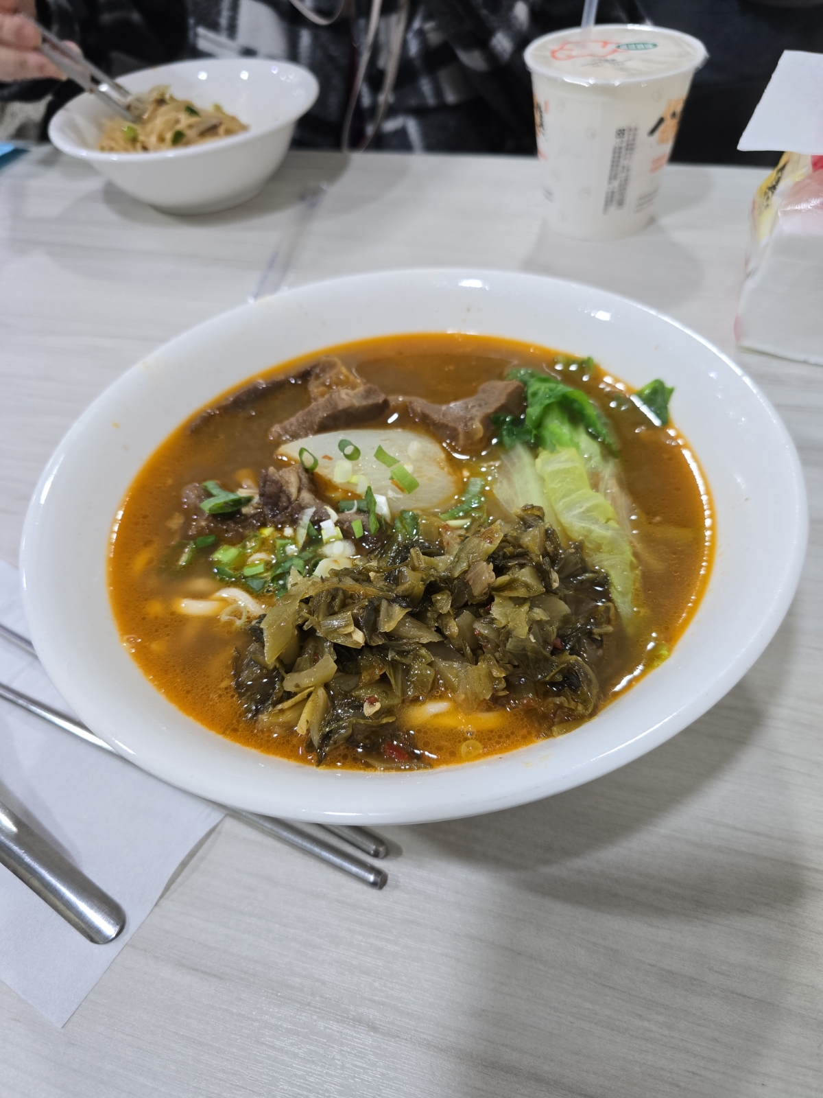 Meal image of 八方雲集 林森南店: 麻辣牛肉麵 shot by 永遠的新手