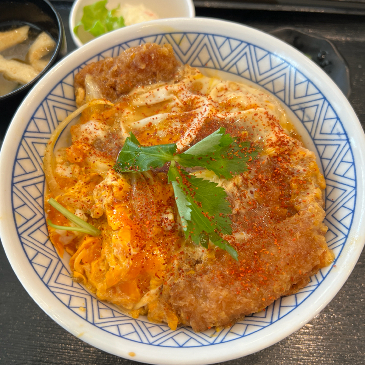静岡ご当地グルメ屋台 御殿場プレミアムアウトレット店 的餐點圖片： 由LESTER 拍攝