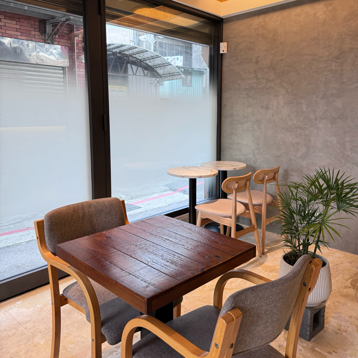 Vibe image of 哩家咖啡 LI-HOUSE Cafe:  shot by Ina