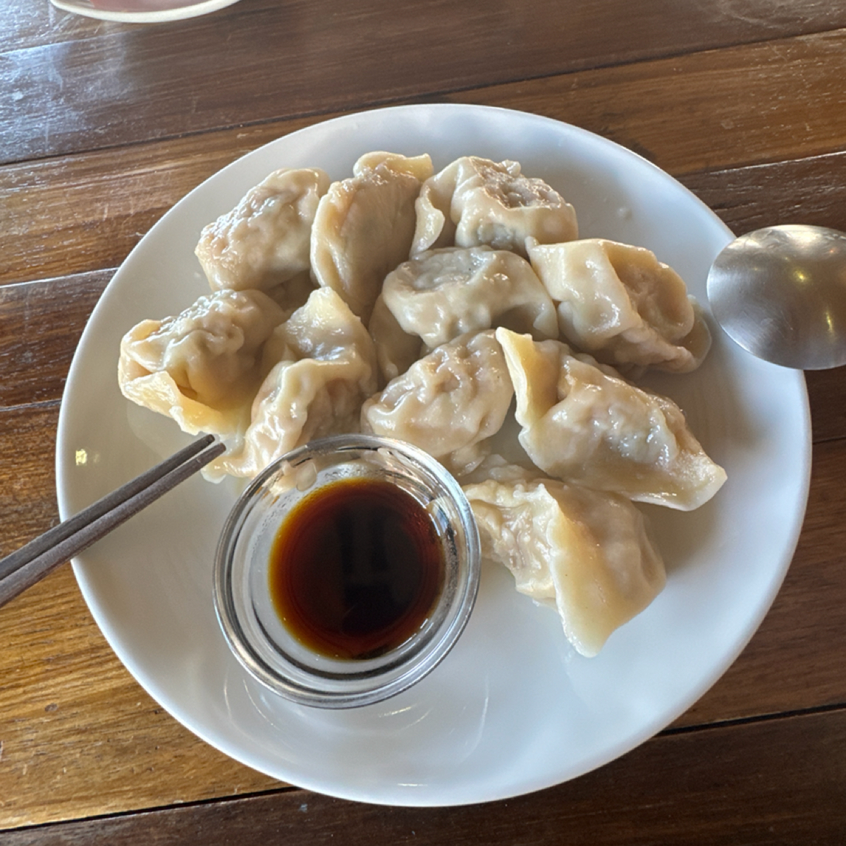 Meal image of 新太平洋1號店——奚卜蘭遊客中心: 鬼頭刀高麗菜水餃 shot by 食、動、健康