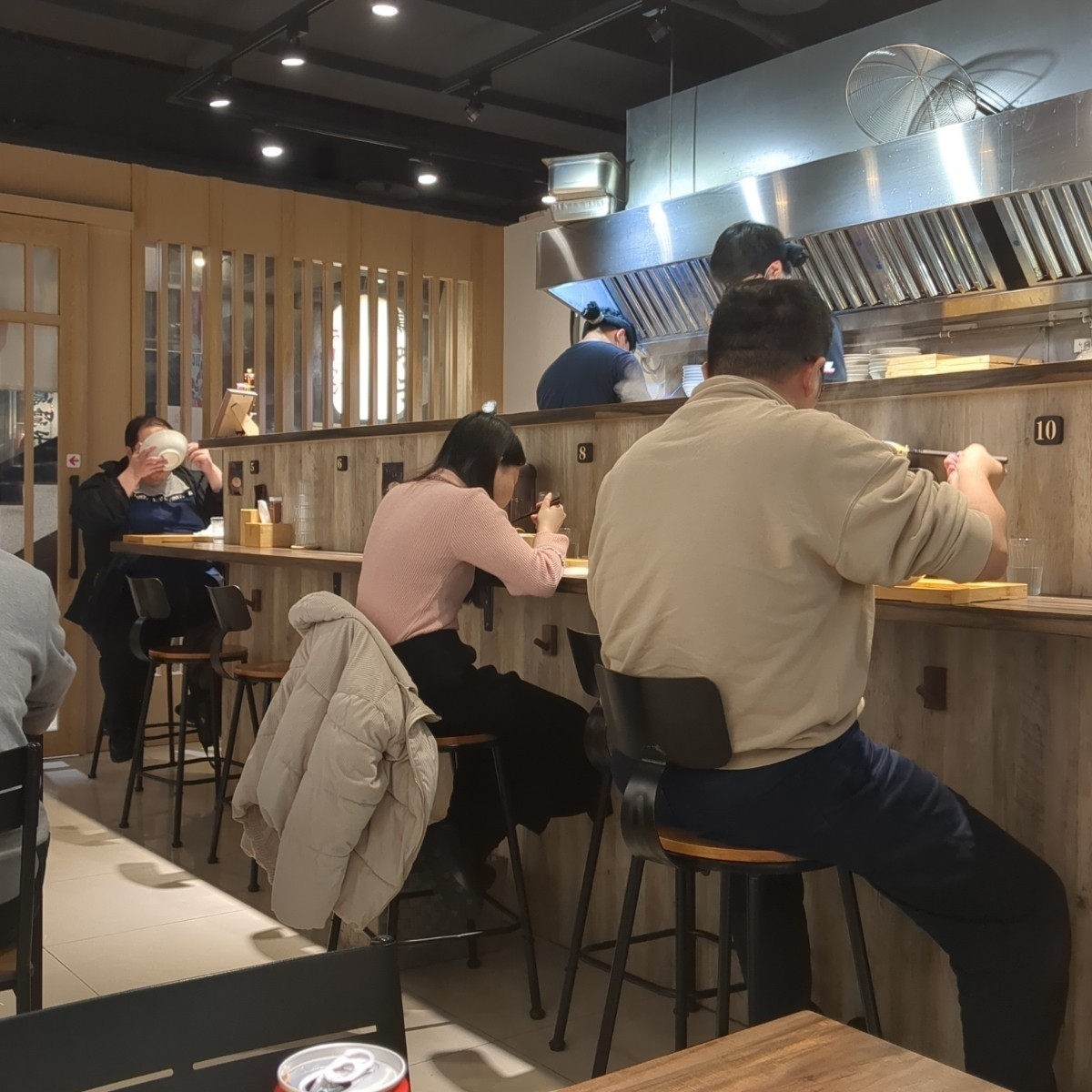 Vibe image of 鳥鳴子雞白湯ラーメン:  shot by pyc