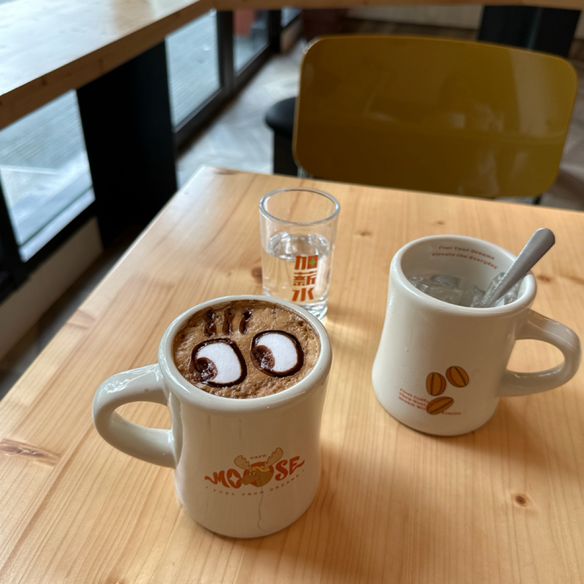 夢鹿咖啡 Cafe Moose 三重店 のレストランの写真：大眼睛拉花超可愛 by慈の不負責任美食評鑑🫢 