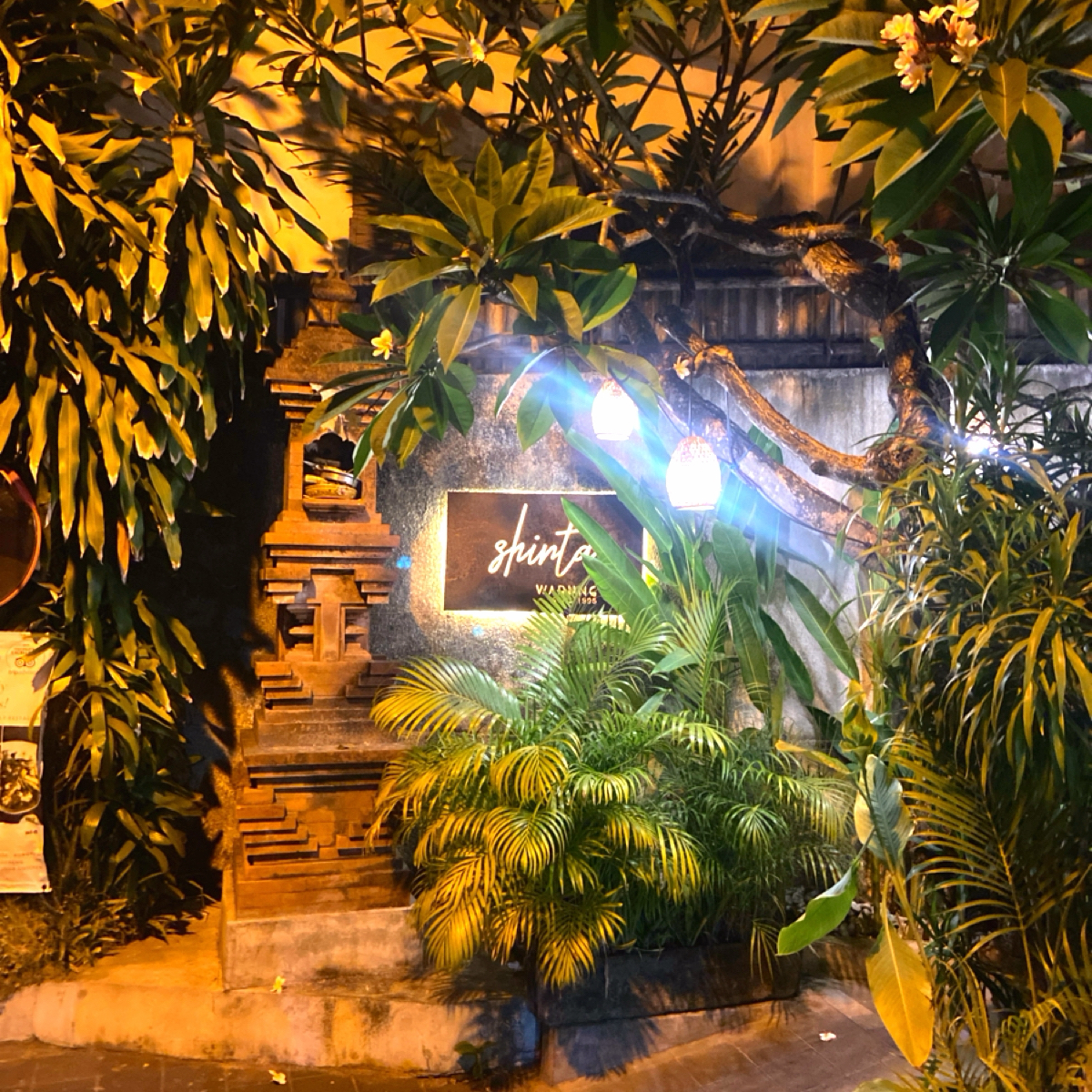 Vibe image of Shinta Warung:  shot by 每個人都在找他的貓