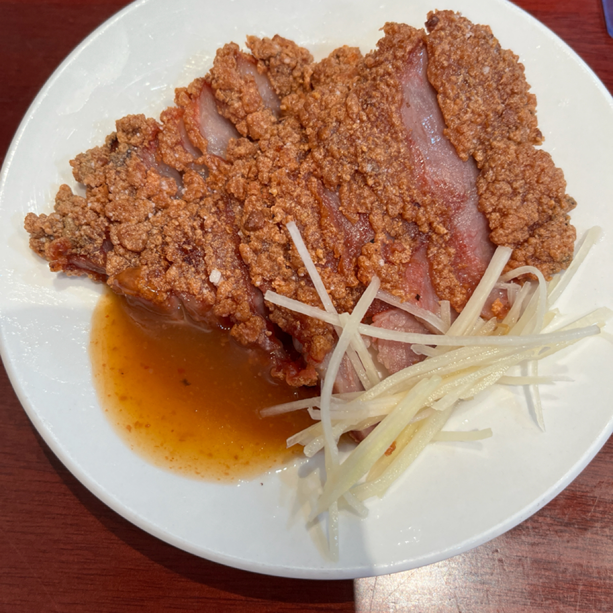 鬍鬚張魯肉飯(美食文化館) のレストランの写真：胭脂梅花肉 by珍珠奶綠 