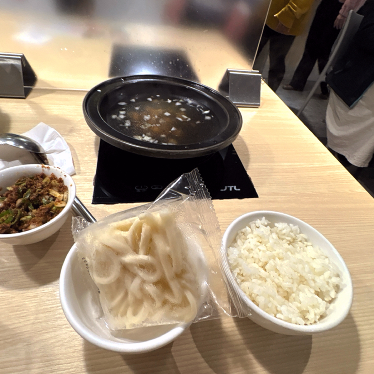石二鍋 宜蘭家樂福 のレストランの写真： byBrenda 