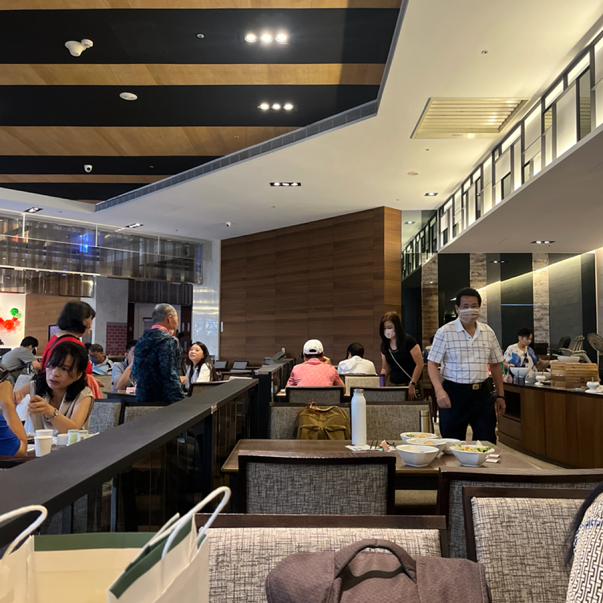Vibe image of Café De Ja 富野渡假酒店 高雄: 用餐空間 shot by Yo