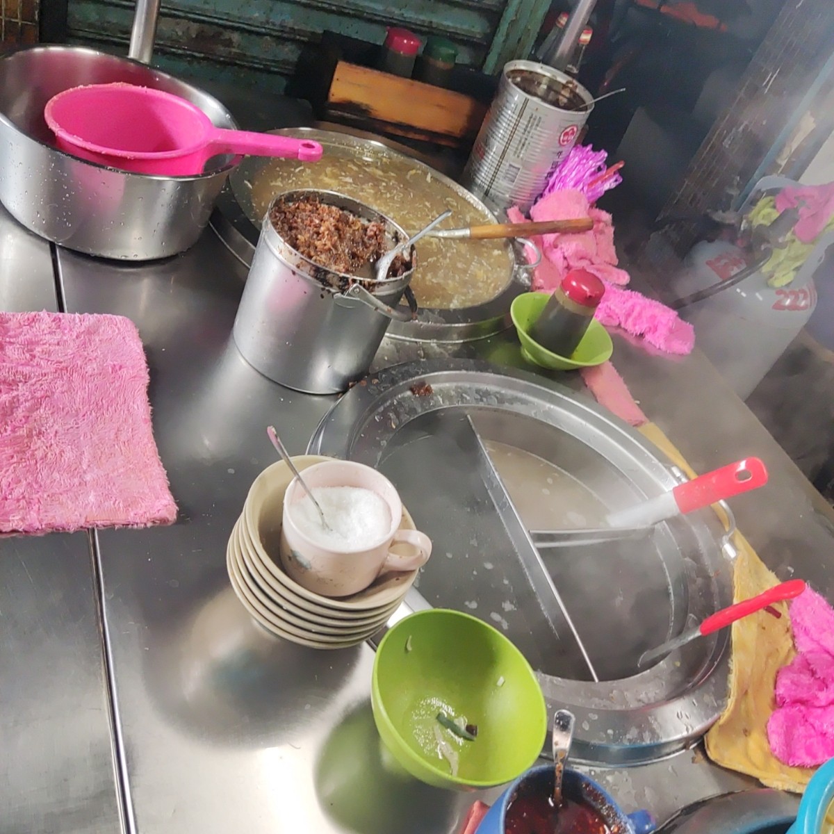 Menu image of 無名魷魚羹: 檯面很乾淨 shot by Wiki