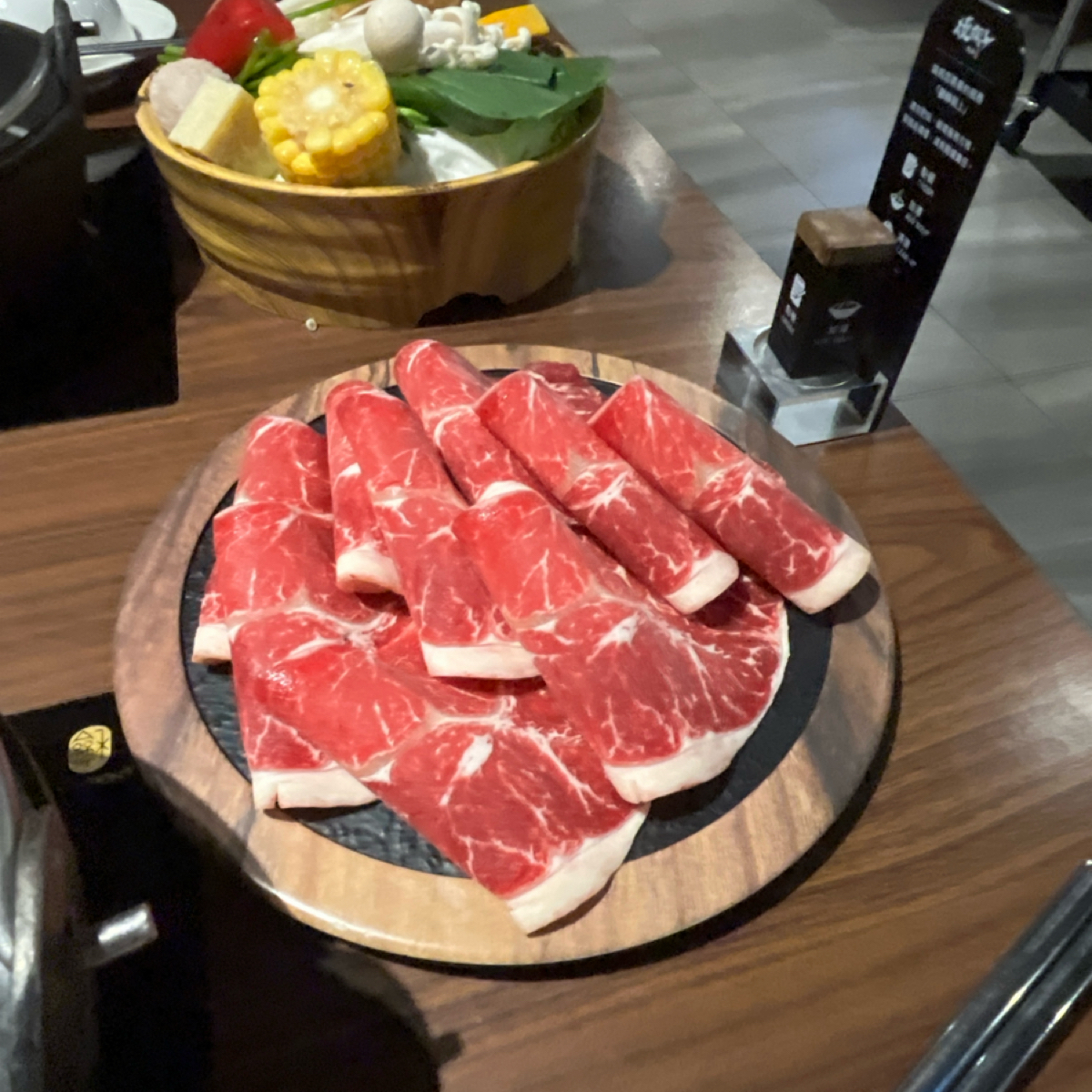 燒瓶子。大肆の鍋 南屯店 のレストランの写真： byYo 