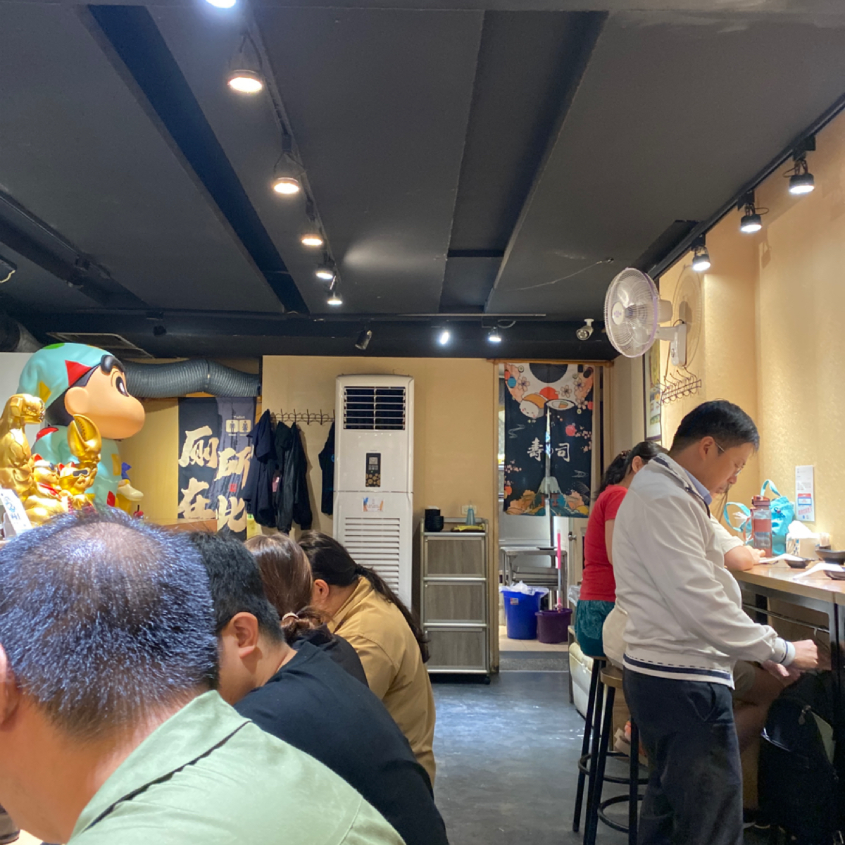 Vibe image of 百魚鮮食屋:  shot by 小羊的食記 JFGT