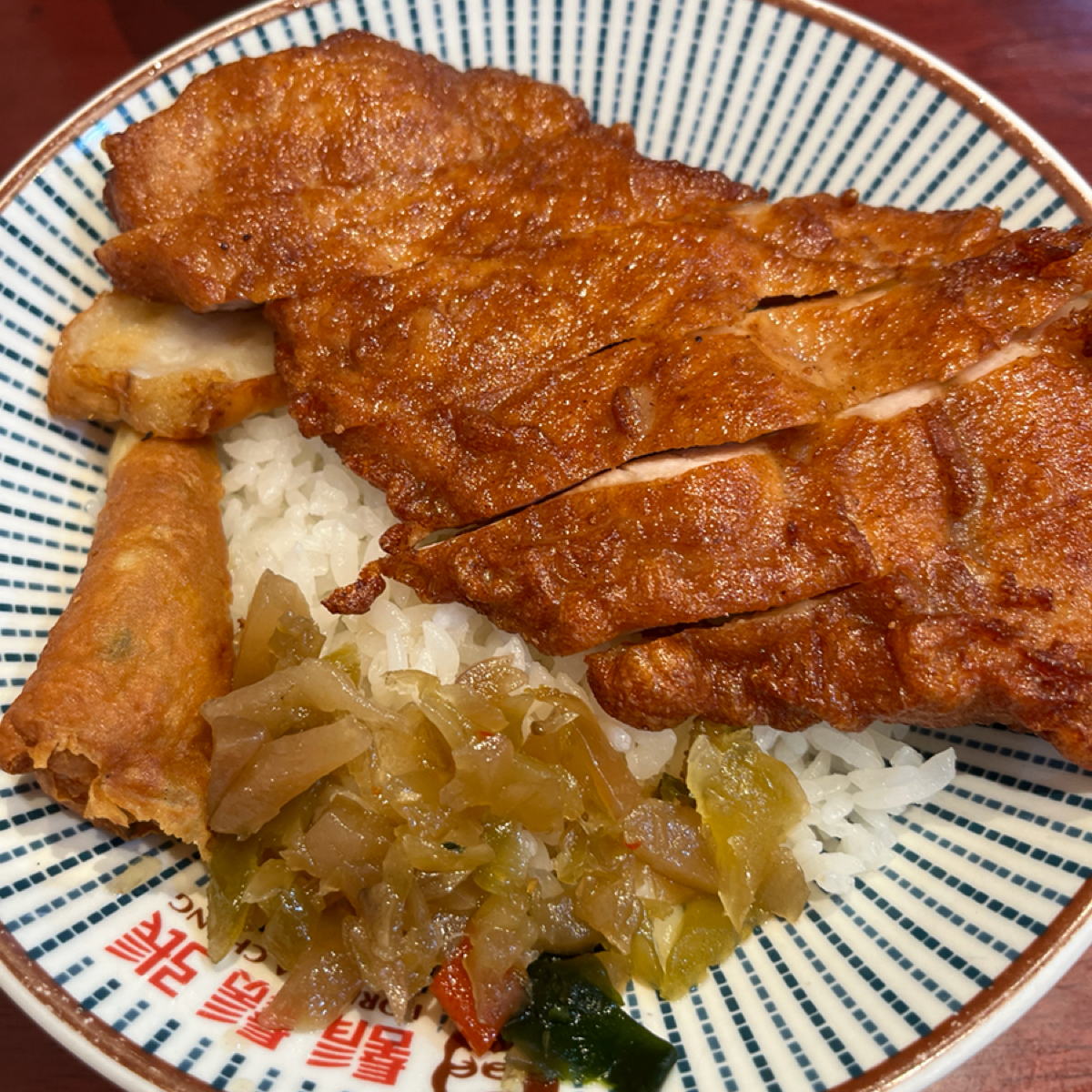 鬍鬚張魯肉飯(美食文化館) のレストランの写真：排骨便當 by珍珠奶綠 