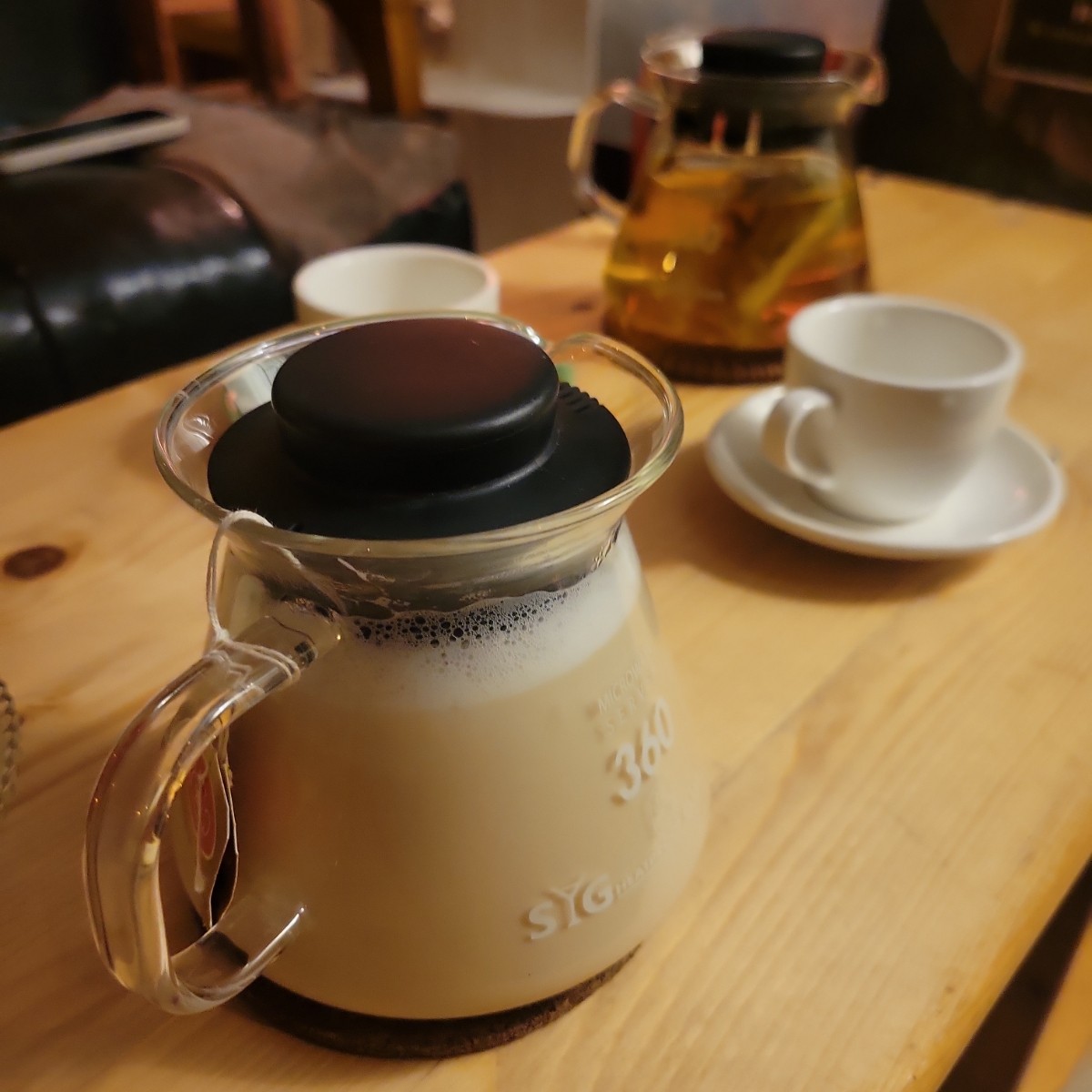 Meal image of 貓蚯蚓: 鮮奶茶 shot by 毅