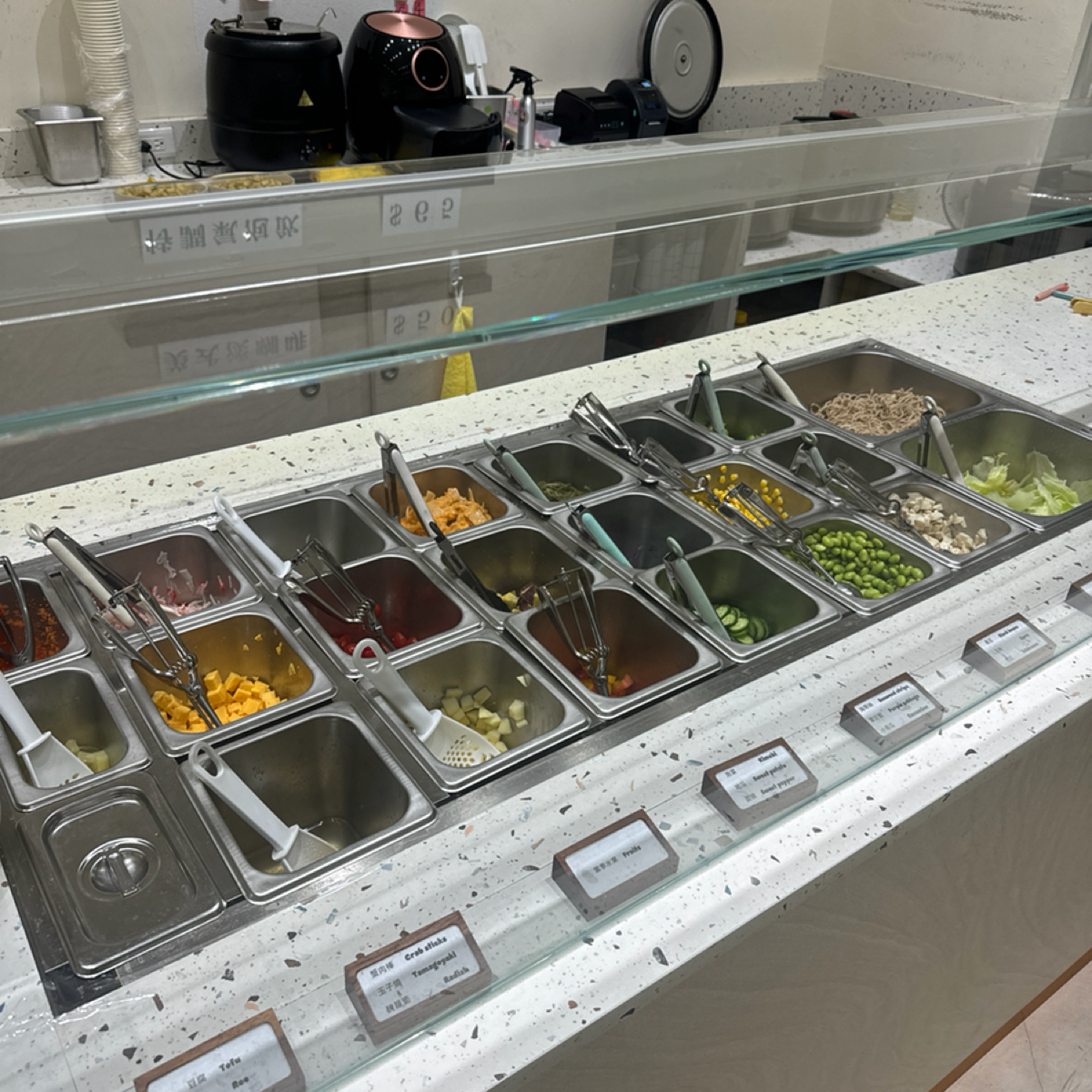 Vibe image of MUMU POKE 高軟店:  shot by 三口元