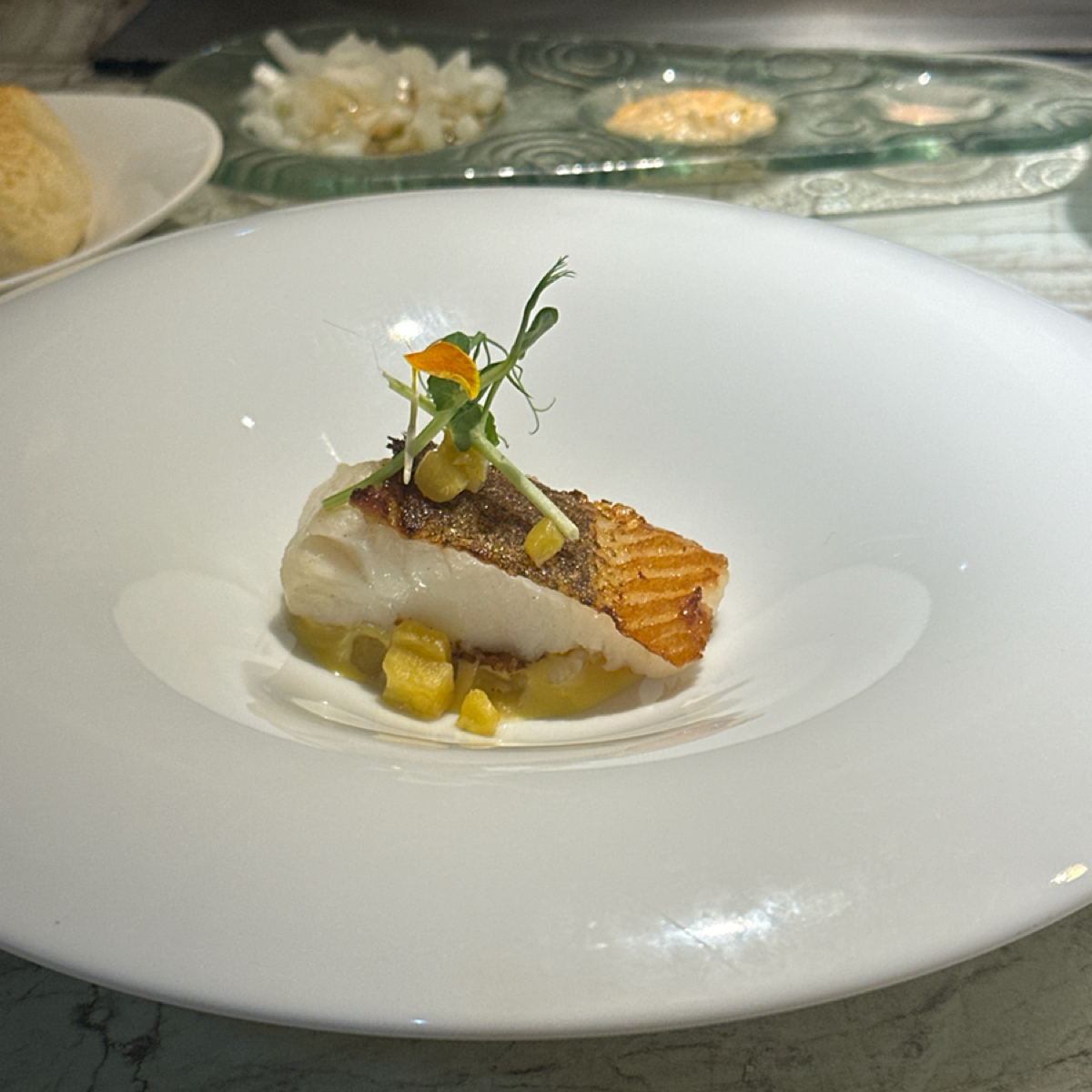 Meal image of 夏慕尼新香榭鐵板燒 台南永華店: 大比目魚 shot by Luna一枚小吃貨