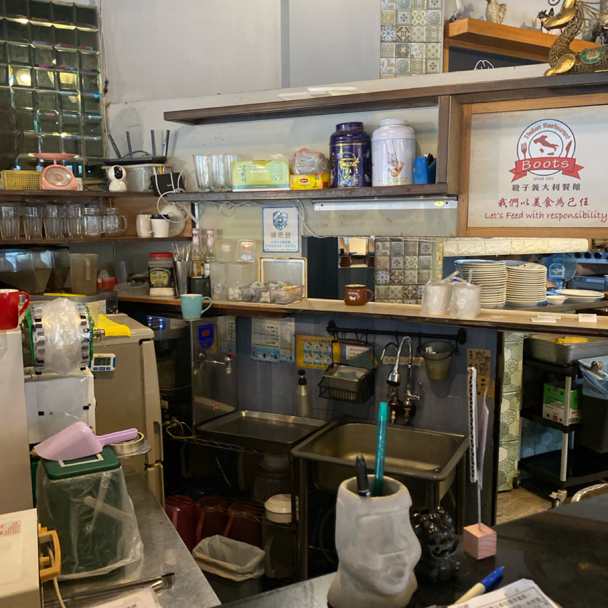 靴子義大利餐館 輔大店 の雰囲気の写真：內部用餐環境 byStar 
