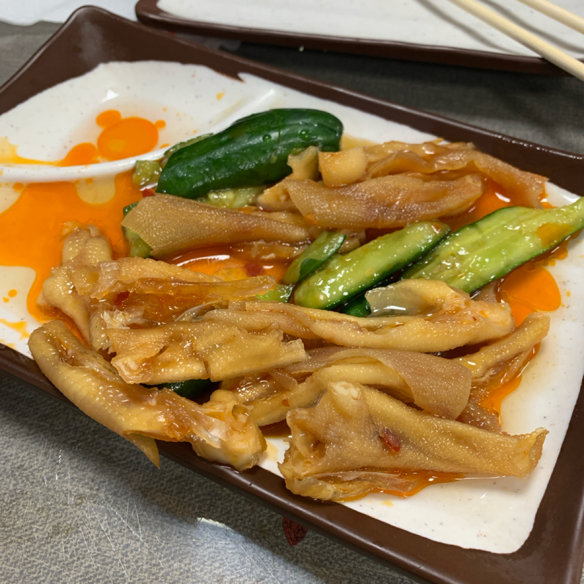 Meal image of 阿宏師火雞肉飯: 🦆涼拌鴨掌
涼拌爽口，搭配脆口小黃瓜，辣味在尾段才會慢慢暈開。 shot by Food Scouter