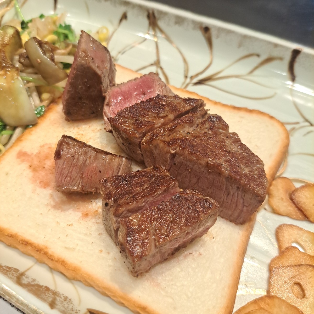 宮崎牛鉄板焼ステーキみやざき館 心斎橋みやちく みやざき館 のレストランの写真： byYear 