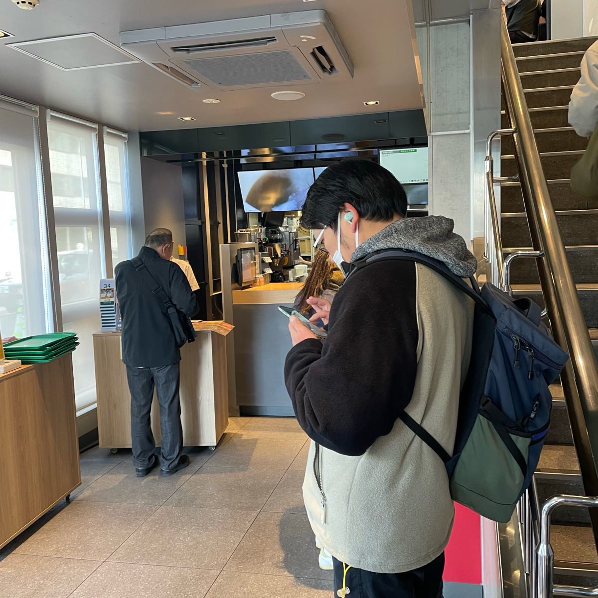 Vibe image of マクドナルド 烏丸五条店: 一樓 shot by 乃子過日子