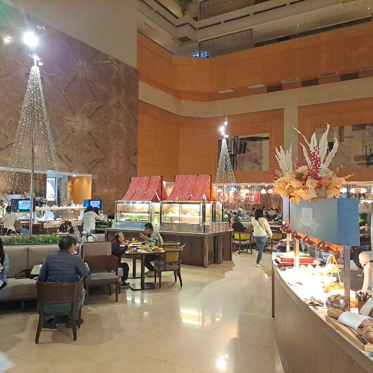 十二廚 台北喜來登大飯店 的外觀氛圍圖片： 由Year 拍攝