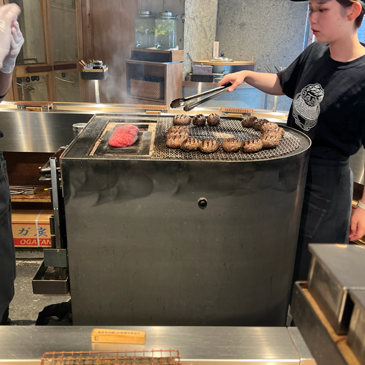 挽肉と米 渋谷店 の雰囲気の写真： byLESTER 