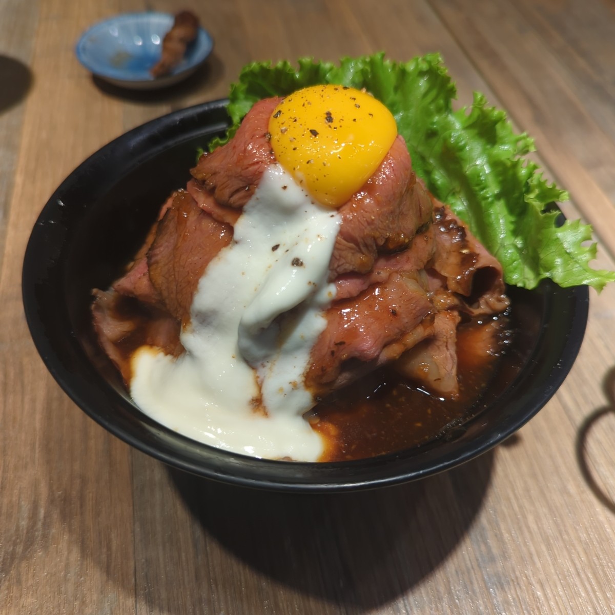 Meal image of Gyuu niku: 月見火山丼 shot by KerKer