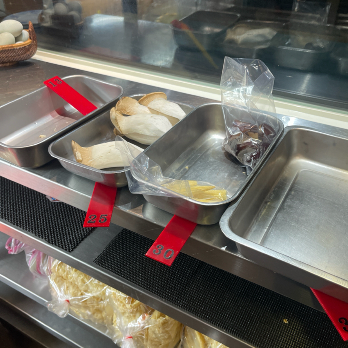 極鮮滷味 のレストランの写真： by等下吃什麼 