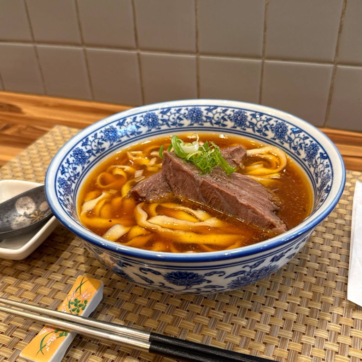 Meal image of 江牛樓: 這碗是刀削麵 shot by Ana