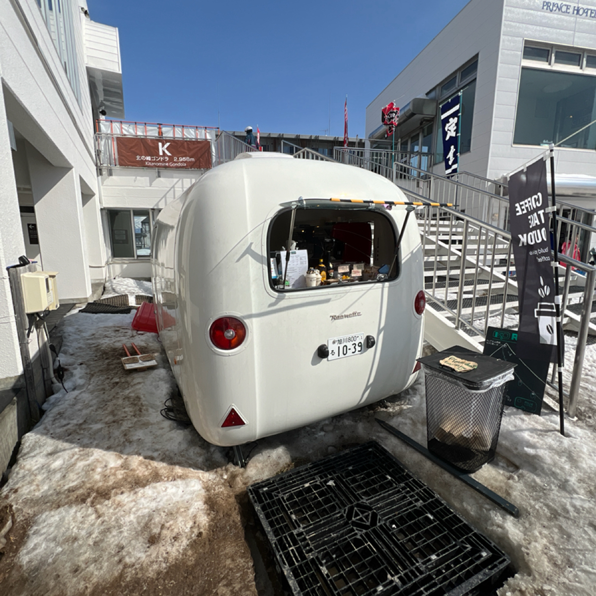 ROJO Coffee の雰囲気の写真：外觀 by動吃動吃動吃 
