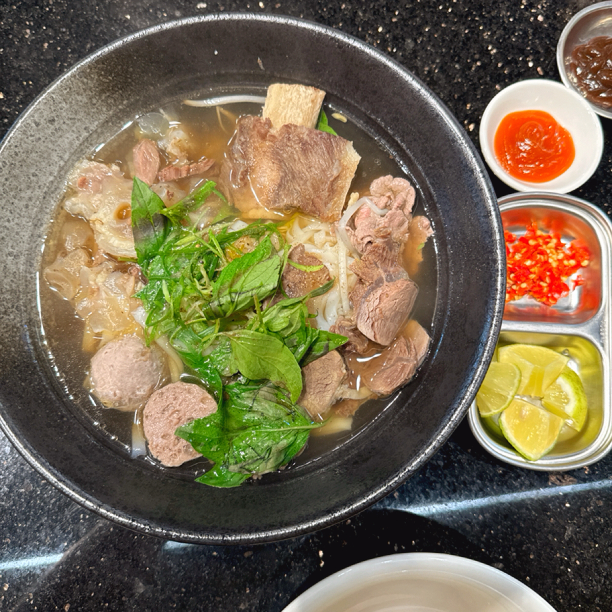 Meal image of 法越French Viet家族秘製牛肉河粉: 火車頭河粉（就是全部都有 shot by 跟著小胖吃胖胖