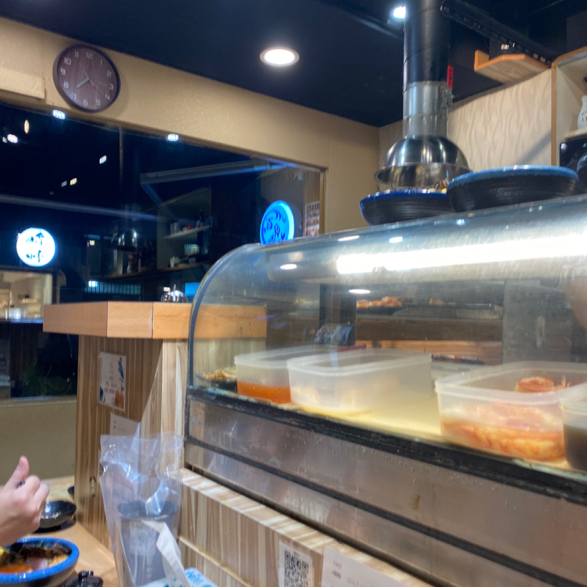 Vibe image of 百魚鮮食屋:  shot by 小羊的食記 JFGT
