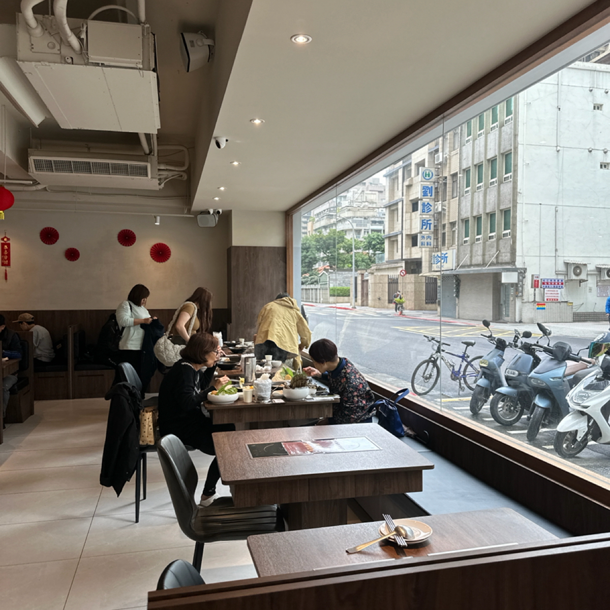 萬客什鍋 長安東店 の雰囲気の写真： byBeka✨ 