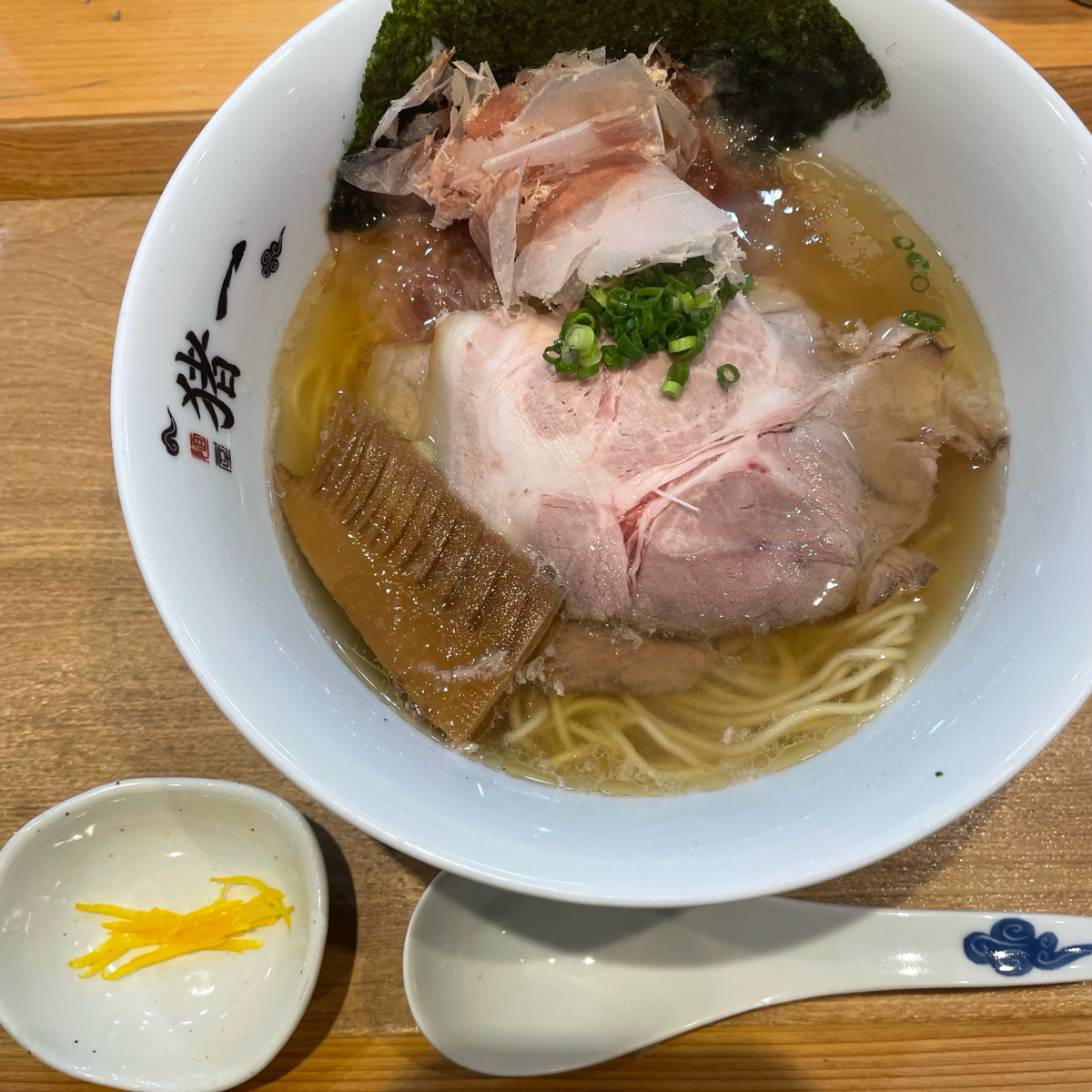 Meal image of 麵屋 豬一: 白醬油拉麵 ¥1400 shot by 乃子過日子