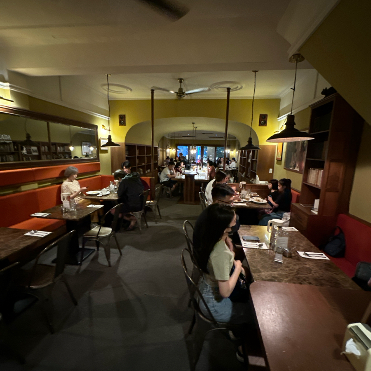 步道咖啡館 Cafe Strada 的外觀氛圍圖片： 由吃曼 拍攝