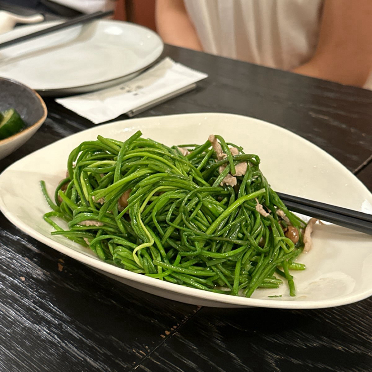 富錦樹台菜香檳 敦北店 のレストランの写真：◇ 樹子水蓮 ✨ ◇

非常家常的一道菜，但他們處理地非常成功，保留水蓮的鮮味及脆度，佐以破布子調味 by阿波卡 