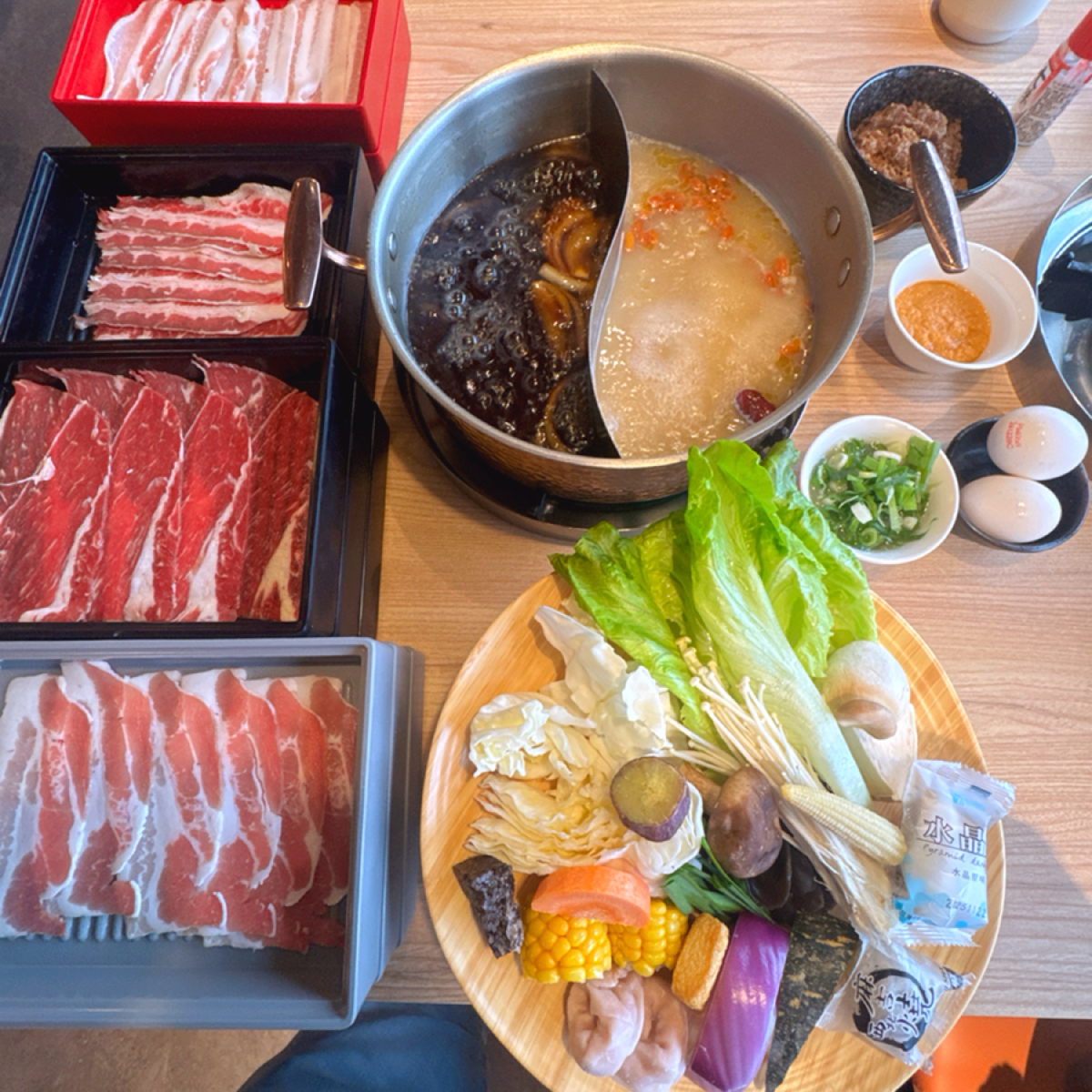 Meal image of 樂禾町壽喜燒吃到飽: 全品項 shot by 跟著小胖吃胖胖