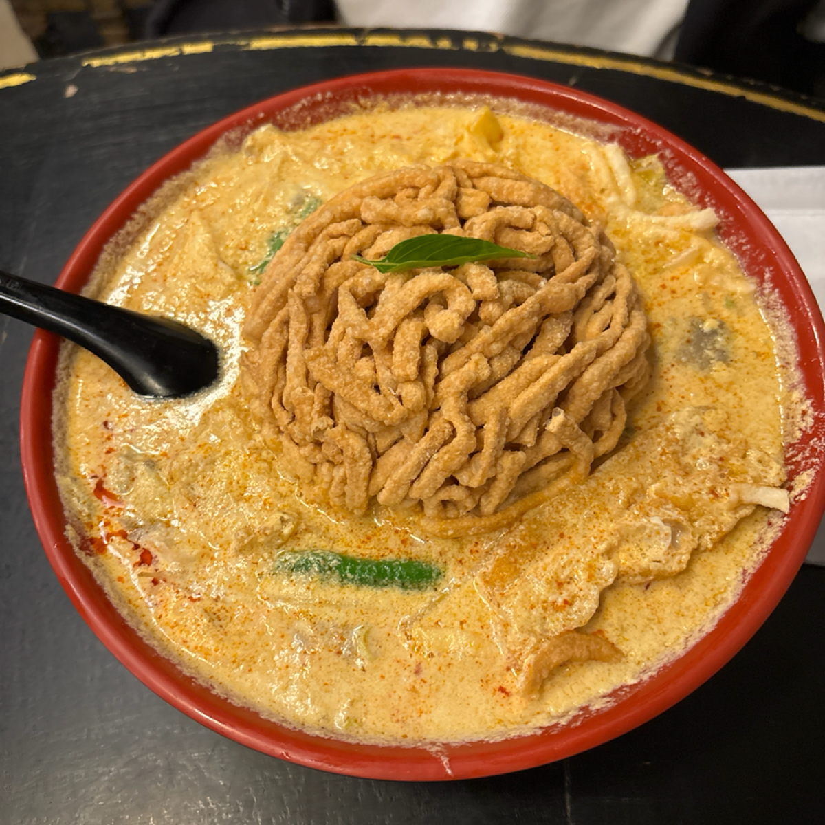 Meal image of 黑狗食堂: 招牌叻沙鍋燒意麵 (雞) shot by 好吃嗎