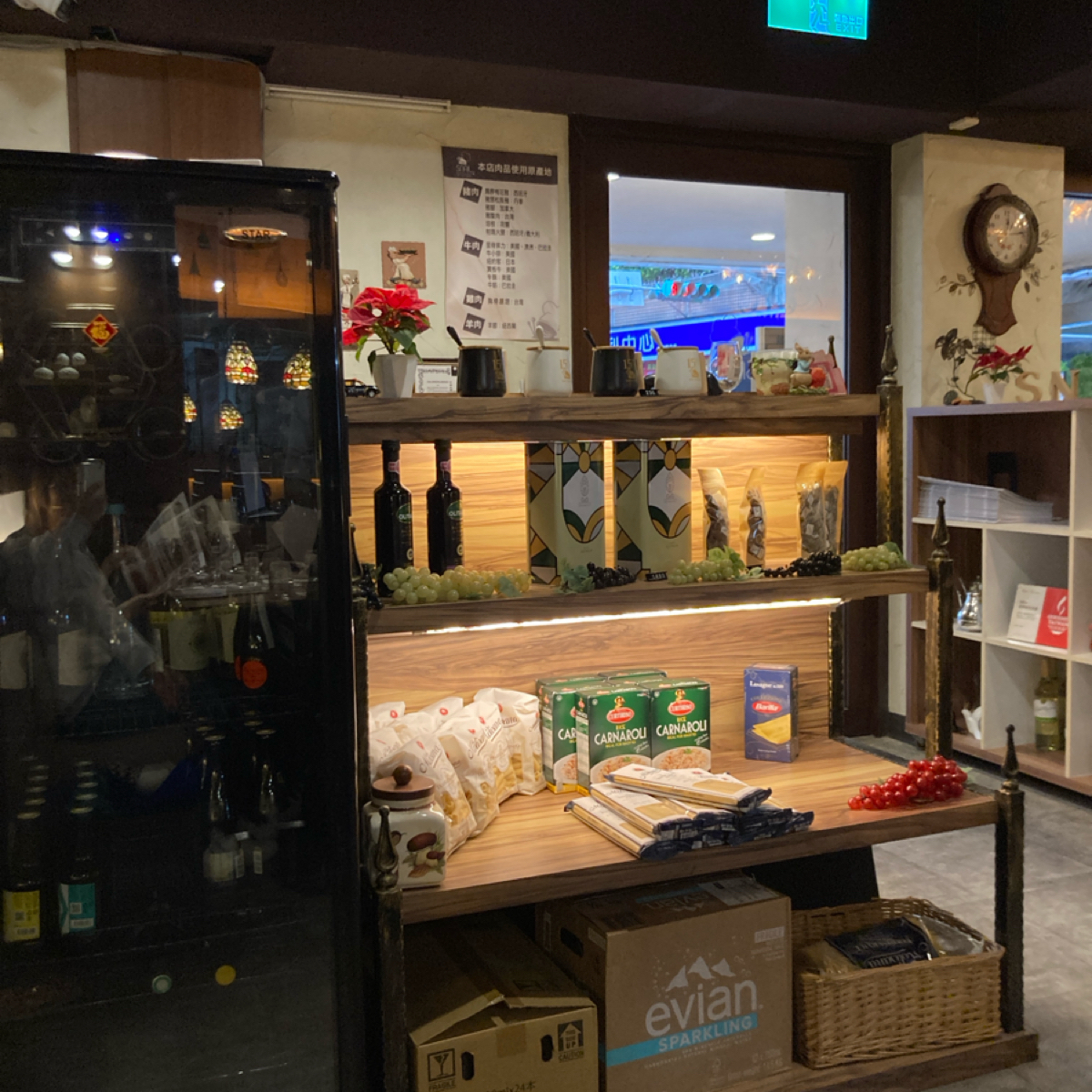 Vibe image of Snail 蝸牛義大利餐廳 敦南店:  shot by 小蛙