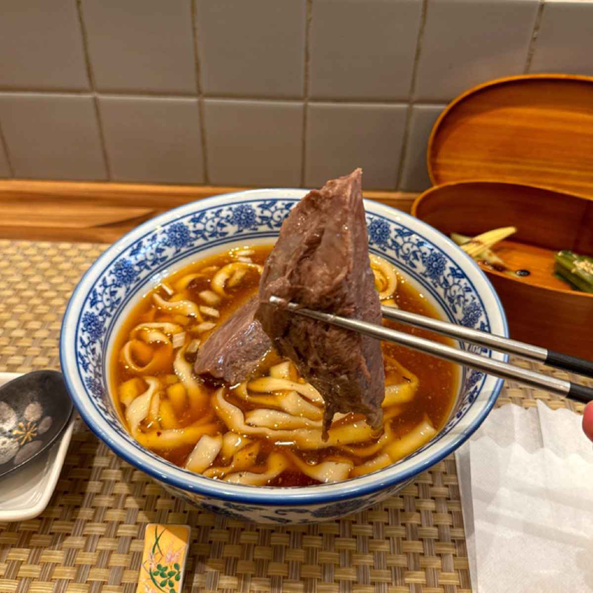 Meal image of 江牛樓: 牛肉超級大一塊 shot by Ana