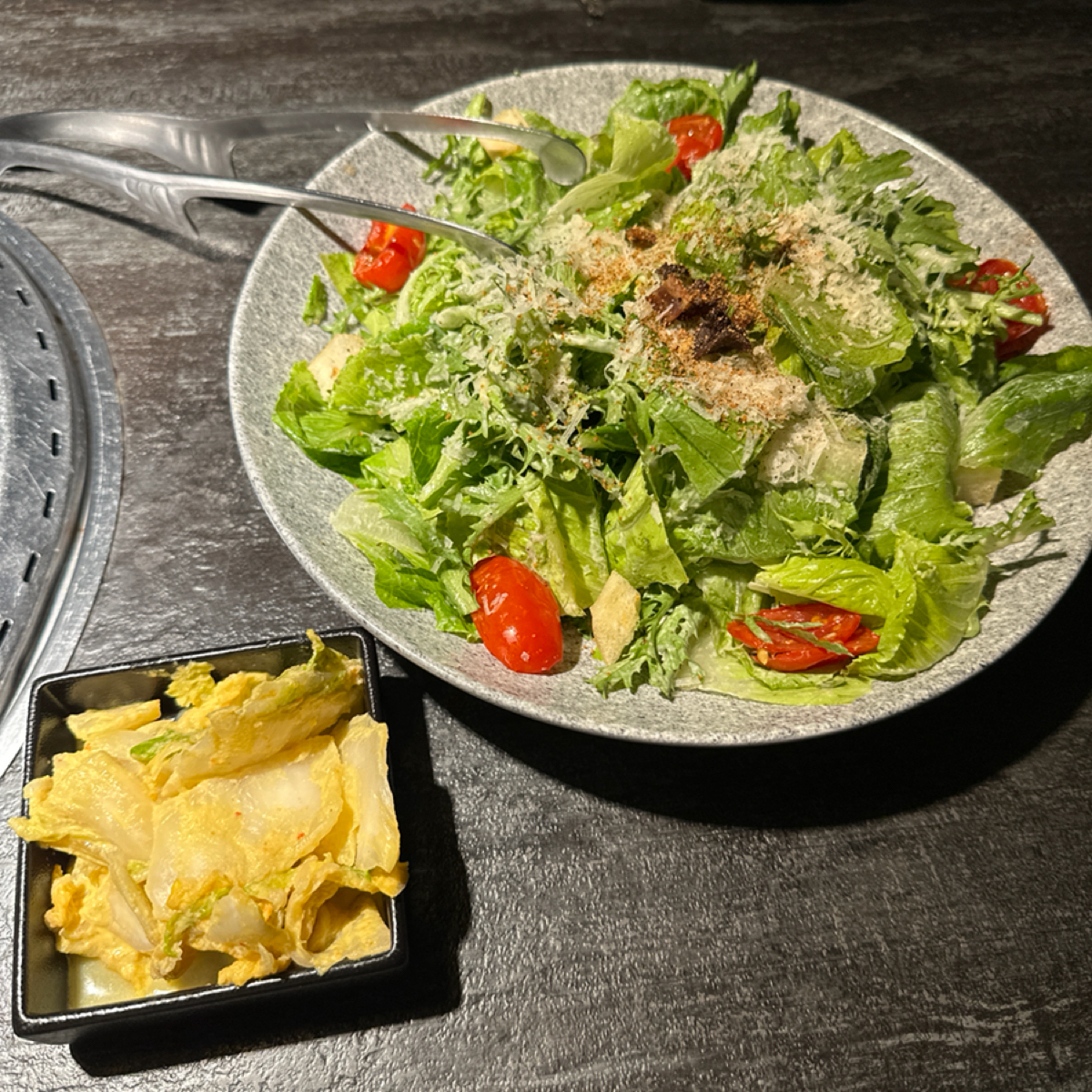 Meal image of 燒肉中山 台北信義: 凱撒沙拉好吃到被我迅速掃光 shot by Zoey