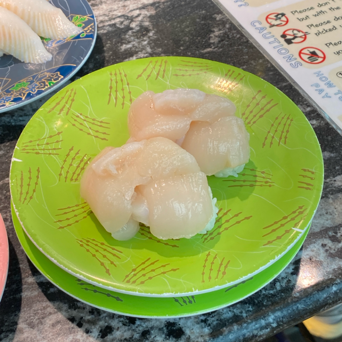回転寿司 根室花まる 銀座店 のレストランの写真： by阿鈴s食 