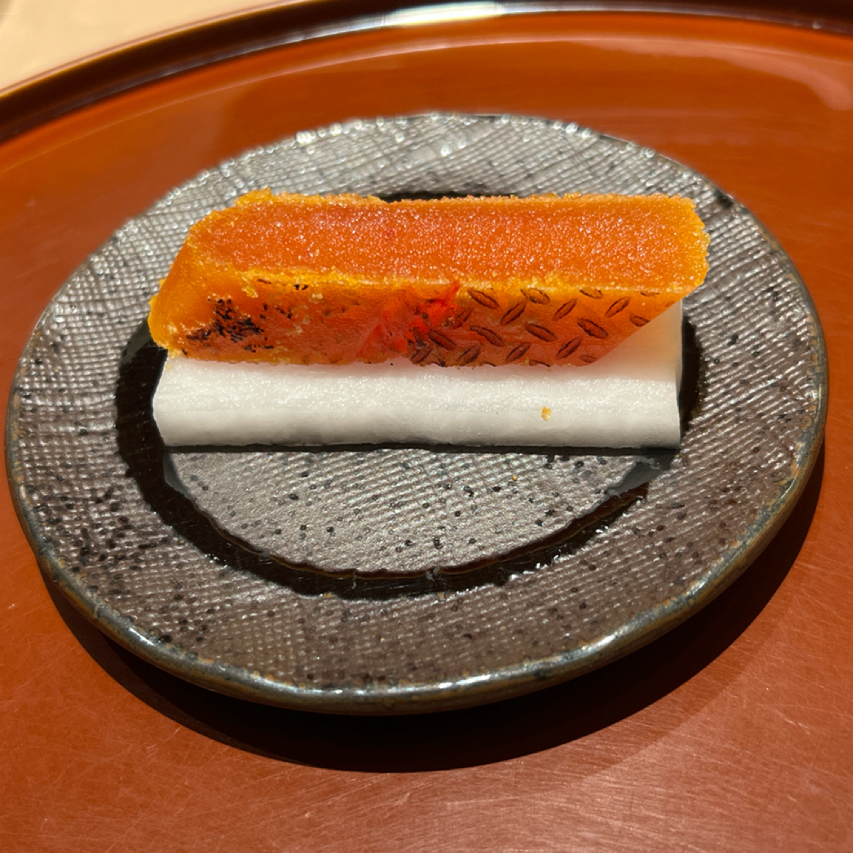 明壽司 的餐點圖片：烏魚子 由動吃動吃動吃 拍攝