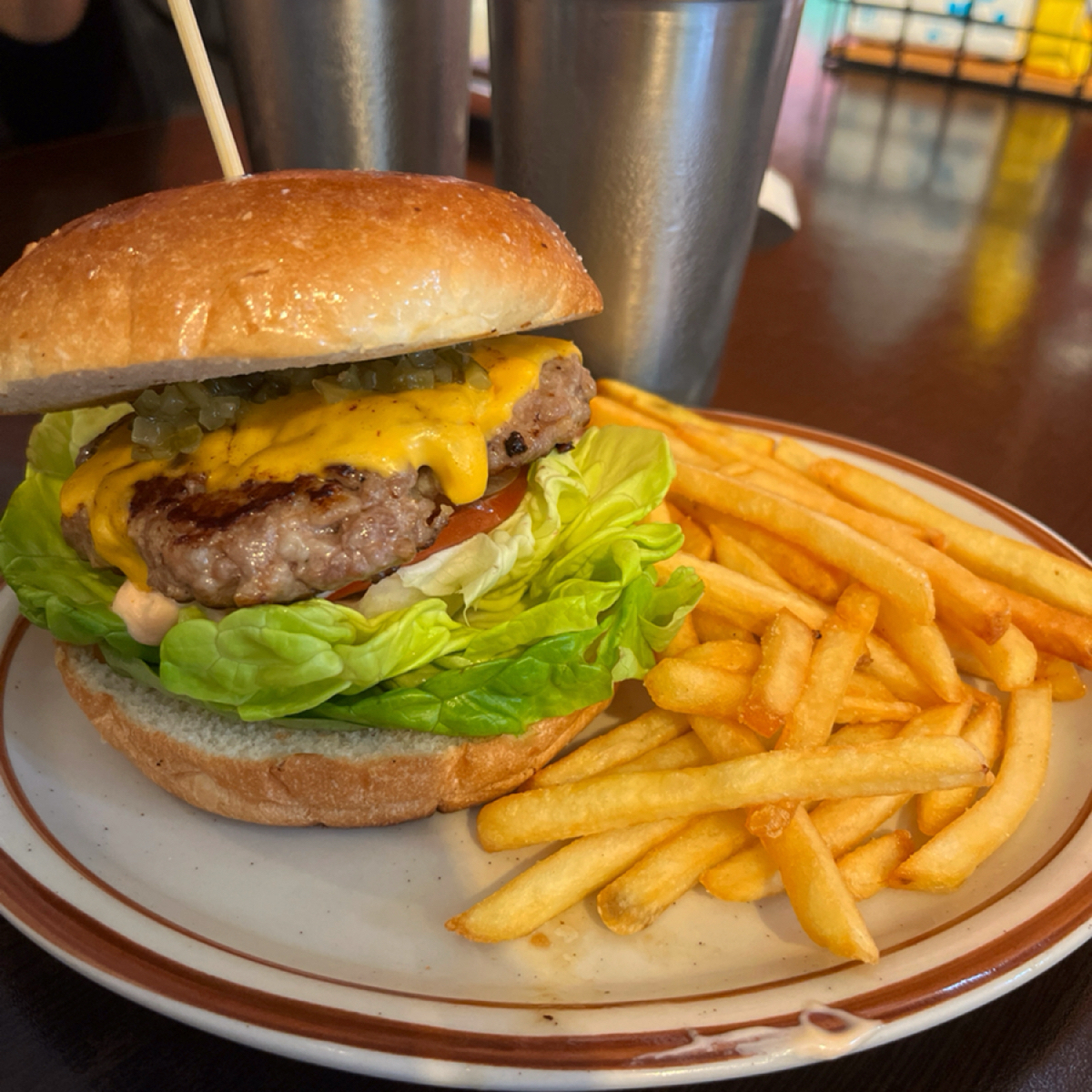 Meal image of 樂漢堡 LOVSS BURGER 三多店: 🍔風味起司漢堡 shot by Yan（吃飯打卡中）