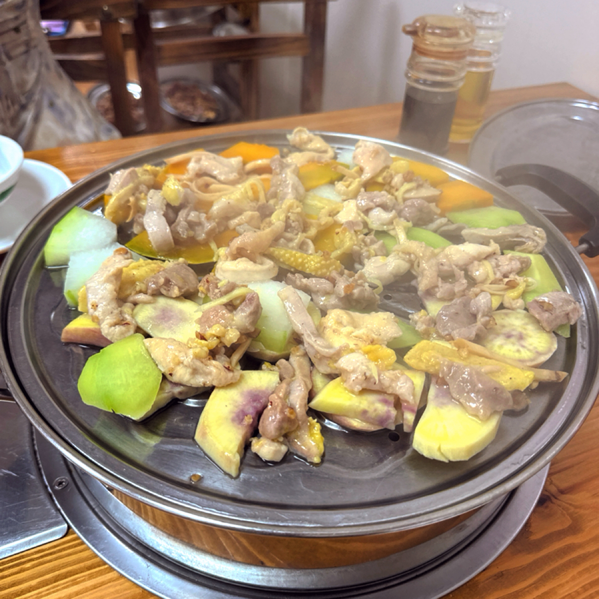 Meal image of 石洪品粥.桑拿鸡:  shot by 不能被老婆發現
